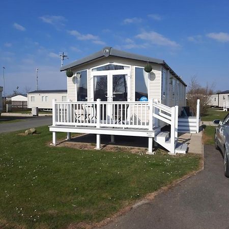 Church Farm Haven Holiday Park Пагъм Екстериор снимка