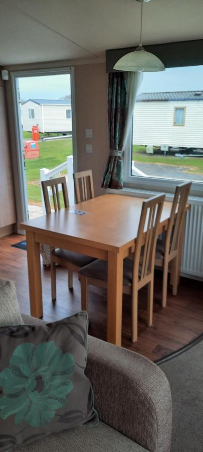 Church Farm Haven Holiday Park Пагъм Екстериор снимка